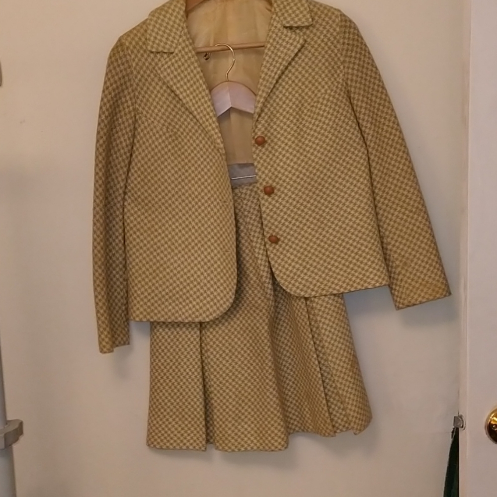 Vintage Four Corners suit